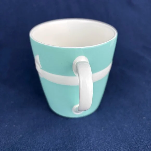 Tiffany & Co Blue & White Bow Coffee / Tea Cup Perfect Gift Mother’s Day - Picture 5 of 6